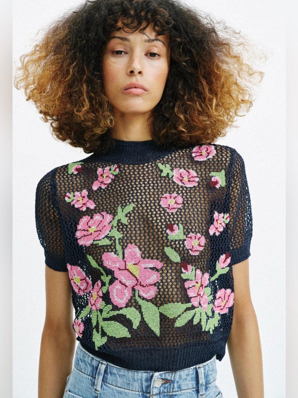 NWT Zara Woman KNIT TOP WITH FLORAL EMBROIDERY Embroidered Size M Medium